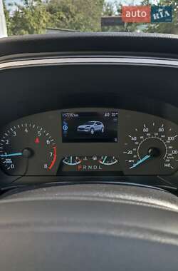 Внедорожник / Кроссовер Ford Escape 2022 в 