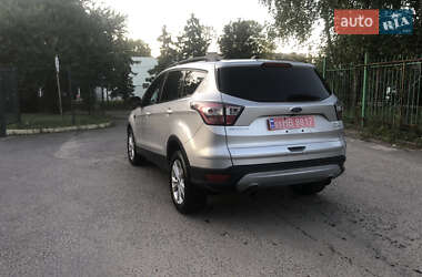 Внедорожник / Кроссовер Ford Escape 2016 в 