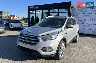 Внедорожник / Кроссовер Ford Escape 2016 в Львове