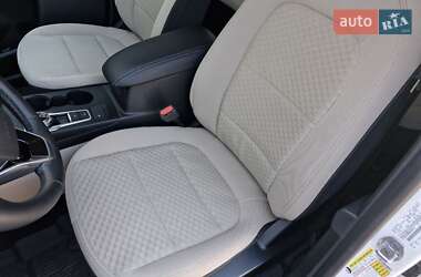Внедорожник / Кроссовер Ford Escape 2021 в 