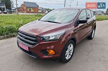 Внедорожник / Кроссовер Ford Escape 2017 в Сумах
