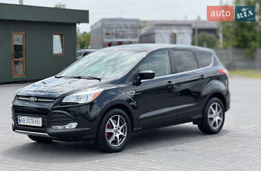 Внедорожник / Кроссовер Ford Escape 2014 в 