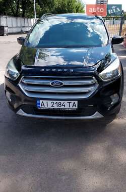 Позашляховик / Кросовер Ford Escape 2018 в Києві