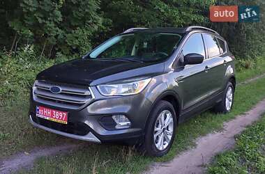 Позашляховик / Кросовер Ford Escape 2018 в Дубні