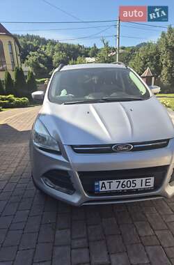 Внедорожник / Кроссовер Ford Escape 2015 в Ивано-Франковске