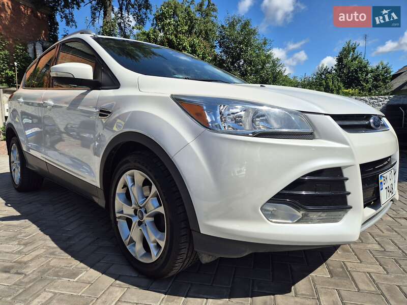 Позашляховик / Кросовер Ford Escape 2015 в Сумах