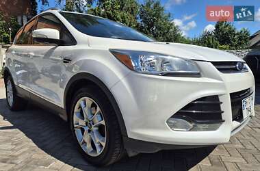 Внедорожник / Кроссовер Ford Escape 2015 в 