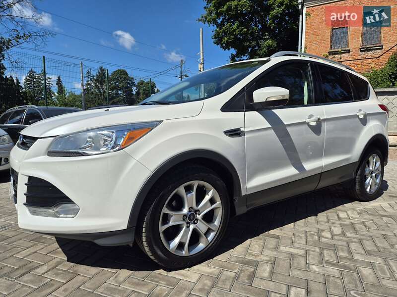 Позашляховик / Кросовер Ford Escape 2015 в Сумах