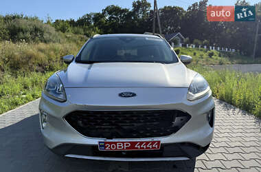 Внедорожник / Кроссовер Ford Escape 2020 в 