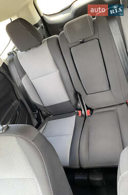 Внедорожник / Кроссовер Ford Escape 2018 в 