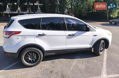 Внедорожник / Кроссовер Ford Escape 2013 в 