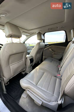Внедорожник / Кроссовер Ford Escape 2012 в 