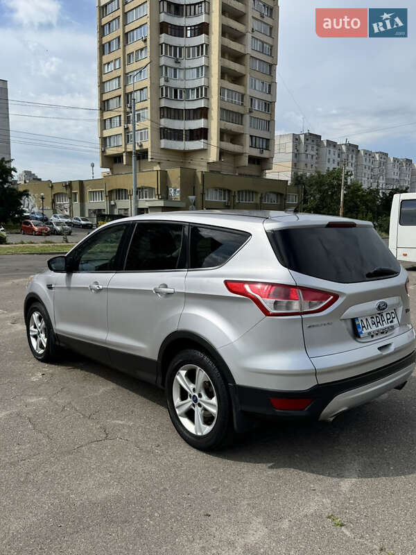 Позашляховик / Кросовер Ford Escape 2014 в Києві
