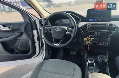 Внедорожник / Кроссовер Ford Escape 2020 в 
