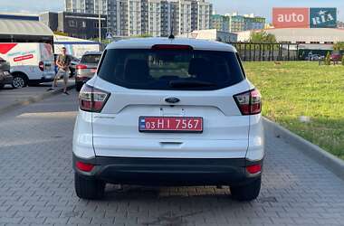 Внедорожник / Кроссовер Ford Escape 2016 в 