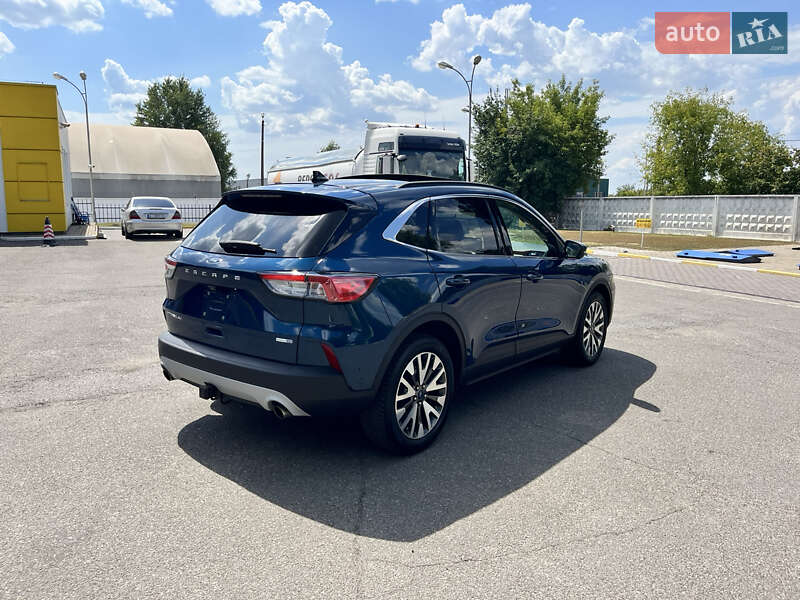 Позашляховик / Кросовер Ford Escape 2020 в Василькові