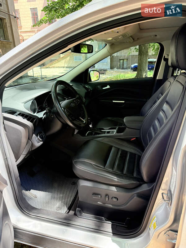 Внедорожник / Кроссовер Ford Escape 2017 в Днепре фото 9 Внедорожник / Кроссовер Ford Escape 2017 в Днепре
