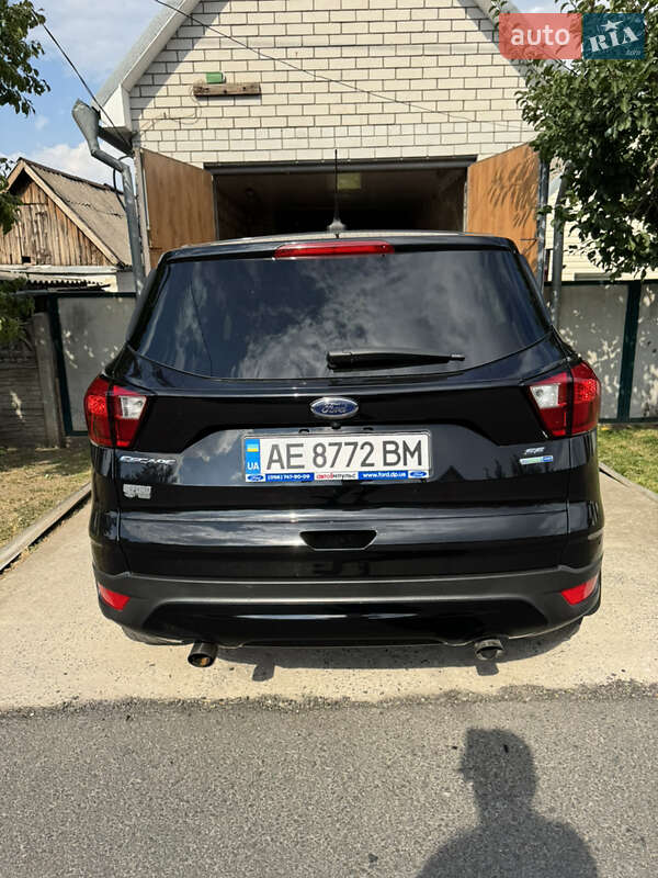 Внедорожник / Кроссовер Ford Escape 2019 в Днепре