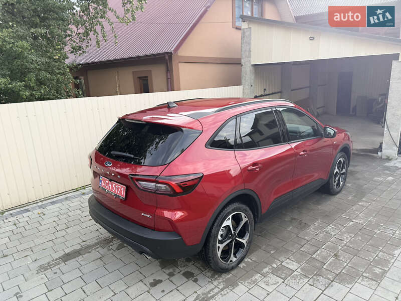 Внедорожник / Кроссовер Ford Escape 2025 в Ивано-Франковске