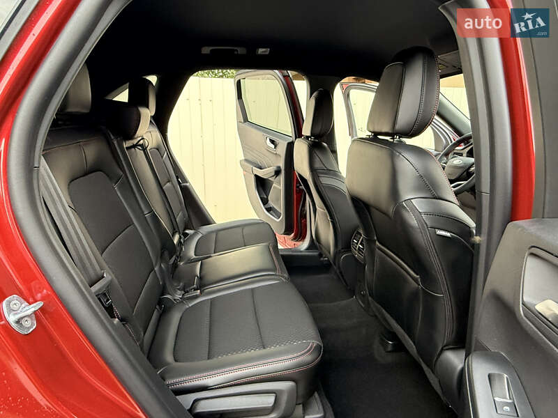 Внедорожник / Кроссовер Ford Escape 2025 в Ивано-Франковске