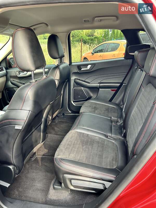 Внедорожник / Кроссовер Ford Escape 2019 в Львове