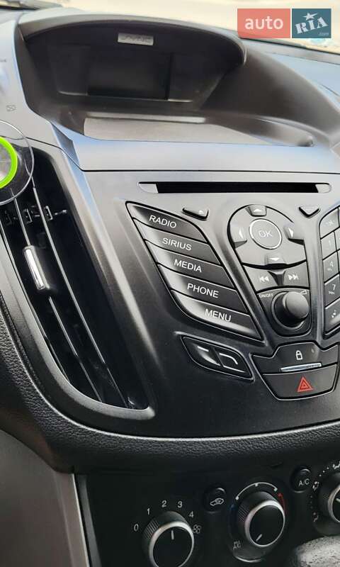 Внедорожник / Кроссовер Ford Escape 2015 в Днепре