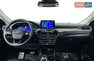 Внедорожник / Кроссовер Ford Escape 2022 в 