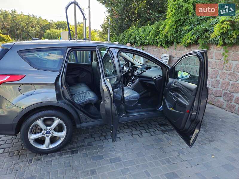 Внедорожник / Кроссовер Ford Escape 2014 в Кропивницком