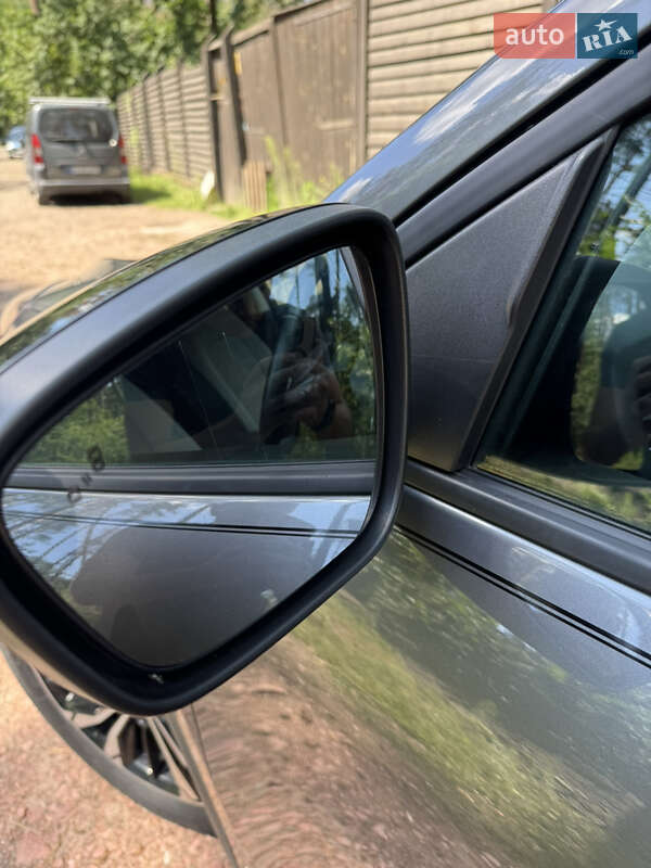 Внедорожник / Кроссовер Ford Escape 2021 в Киеве