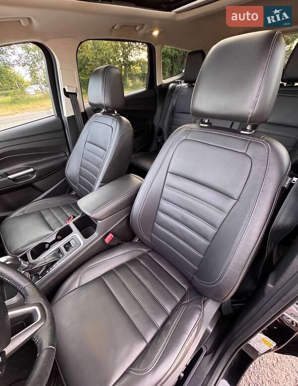 Внедорожник / Кроссовер Ford Escape 2019 в Жовкве