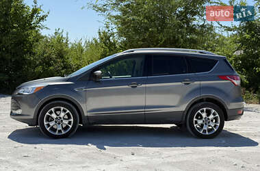 Внедорожник / Кроссовер Ford Escape 2014 в 