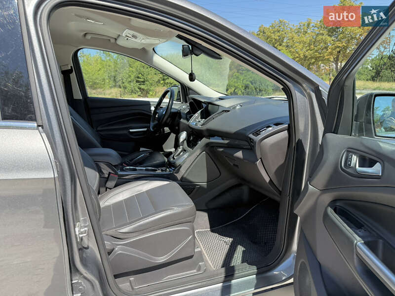 Внедорожник / Кроссовер Ford Escape 2014 в Запорожье