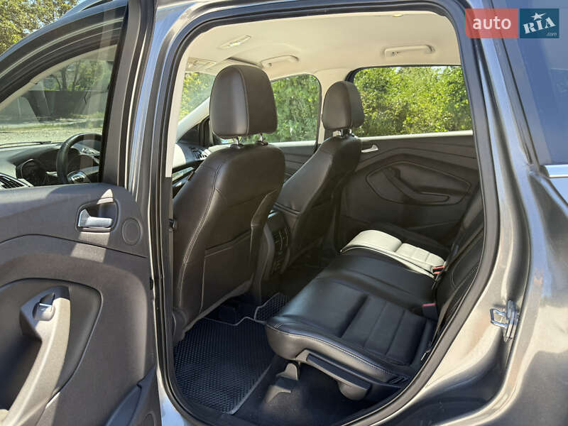 Внедорожник / Кроссовер Ford Escape 2014 в Запорожье