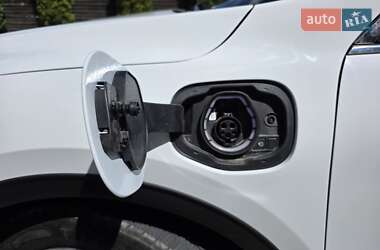 Внедорожник / Кроссовер Ford Escape 2023 в 
