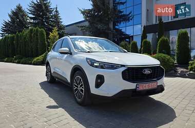 Внедорожник / Кроссовер Ford Escape 2023 в 