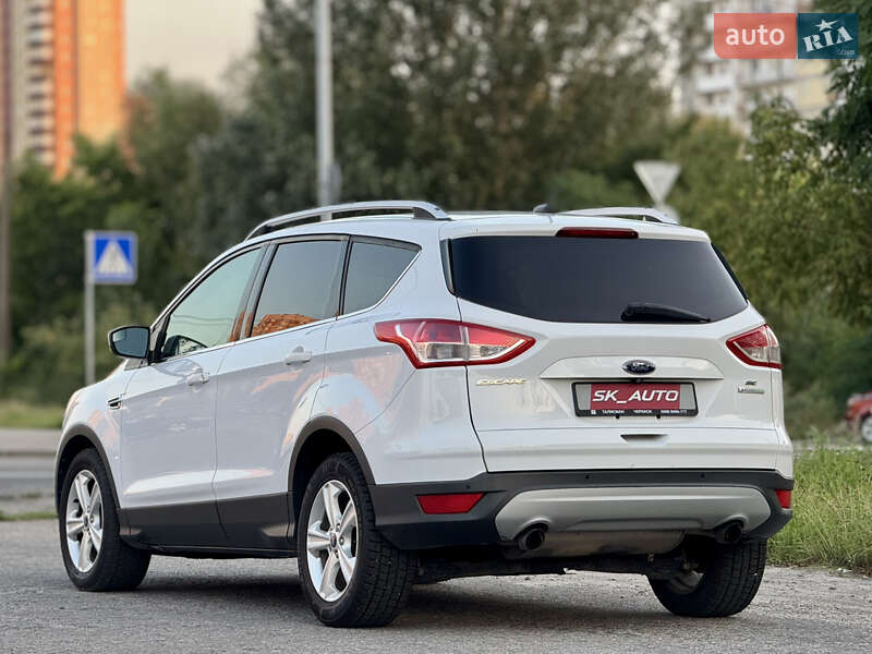 Внедорожник / Кроссовер Ford Escape 2014 в Киеве