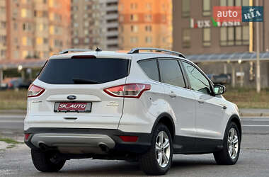 Внедорожник / Кроссовер Ford Escape 2014 в 