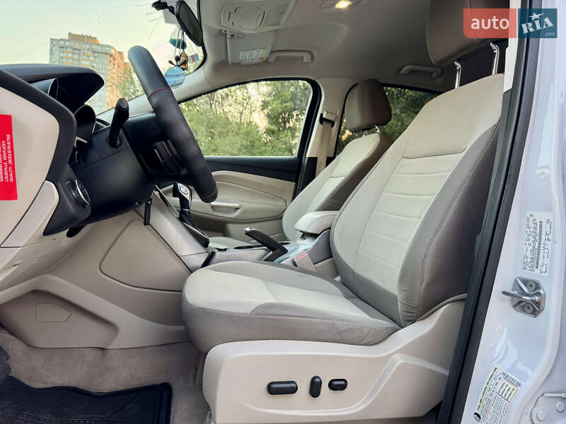 Внедорожник / Кроссовер Ford Escape 2014 в Киеве