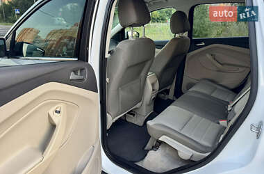 Внедорожник / Кроссовер Ford Escape 2014 в 