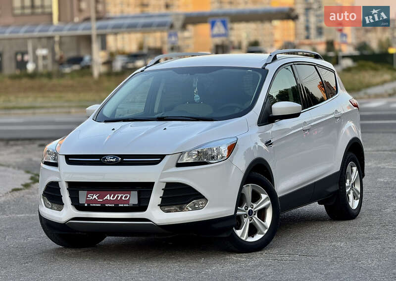 Внедорожник / Кроссовер Ford Escape 2014 в Киеве