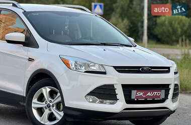 Внедорожник / Кроссовер Ford Escape 2014 в 