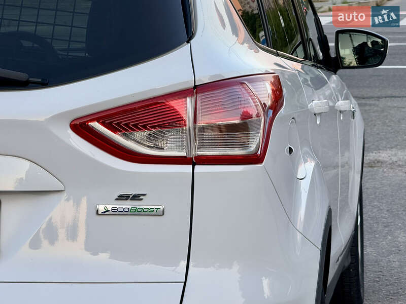 Внедорожник / Кроссовер Ford Escape 2014 в Киеве