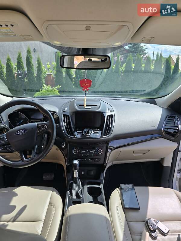 Внедорожник / Кроссовер Ford Escape 2016 в Бурштыне фото 20 Внедорожник / Кроссовер Ford Escape 2016 в Бурштыне