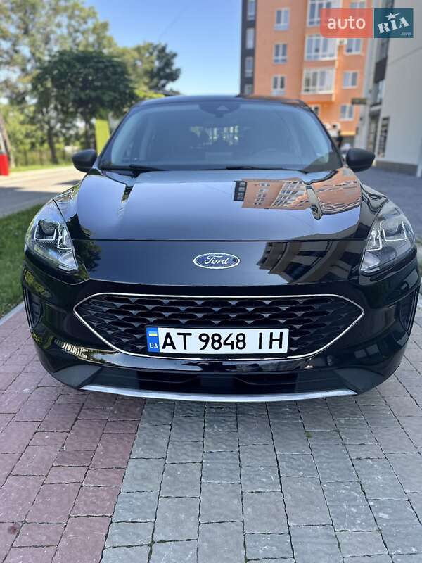 Внедорожник / Кроссовер Ford Escape 2022 в Ивано-Франковске