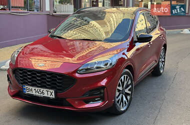 Внедорожник / Кроссовер Ford Escape 2020 в 