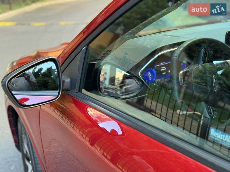 Внедорожник / Кроссовер Ford Escape 2020 в Одессе