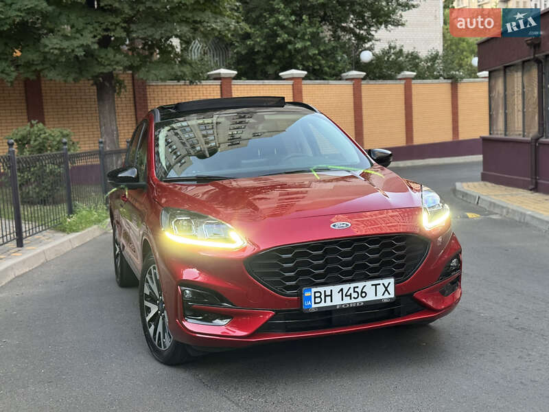Внедорожник / Кроссовер Ford Escape 2020 в Одессе