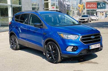 Внедорожник / Кроссовер Ford Escape 2016 в Харькове