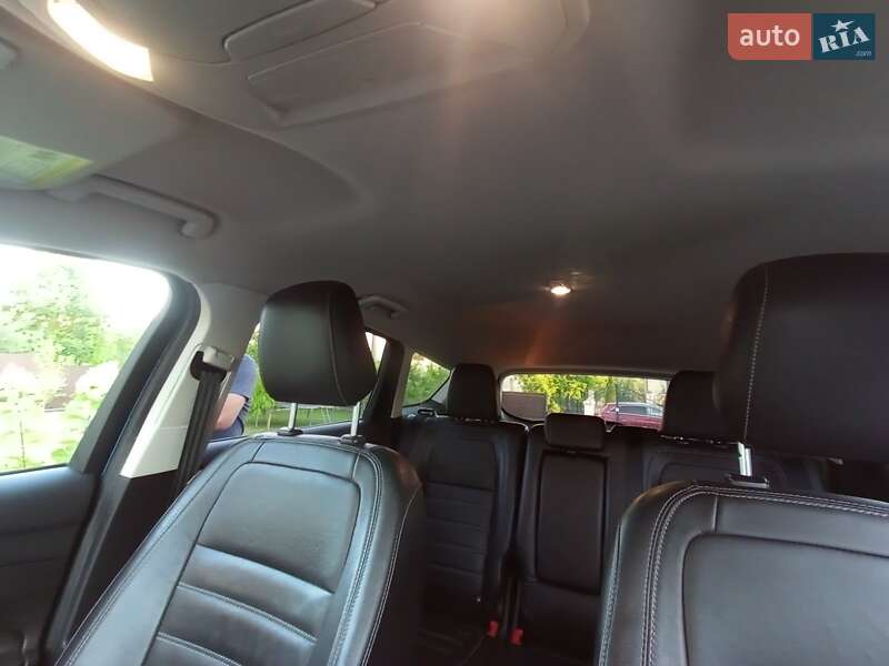 Внедорожник / Кроссовер Ford Escape 2018 в Львове