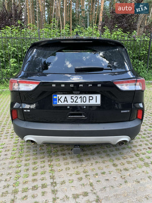 Внедорожник / Кроссовер Ford Escape 2022 в Киеве